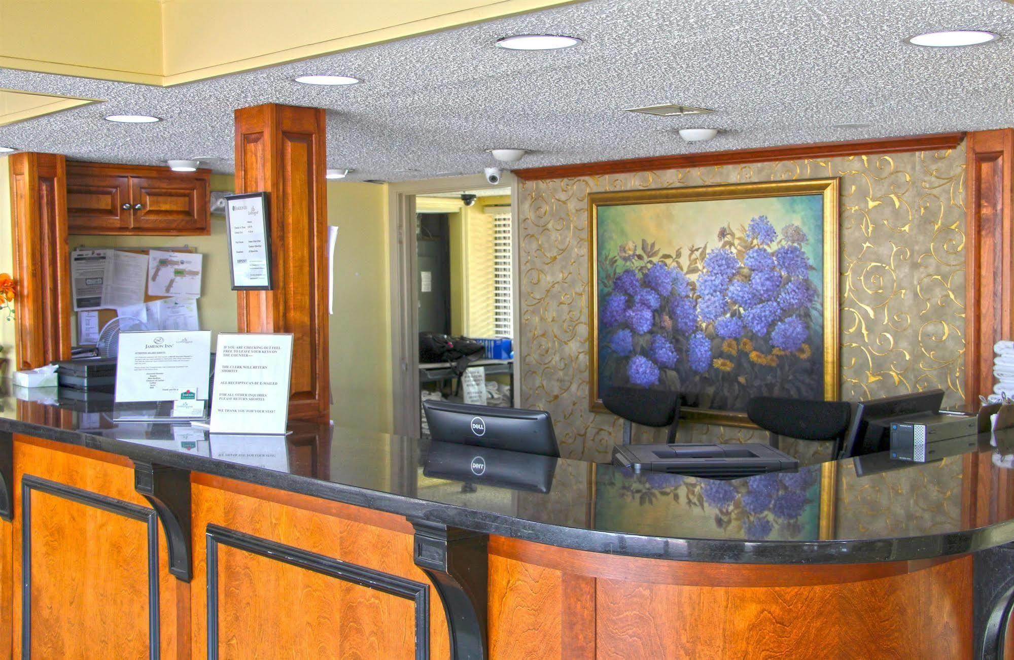 Jameson Inn & Suites Bowling Green Eksteriør billede
